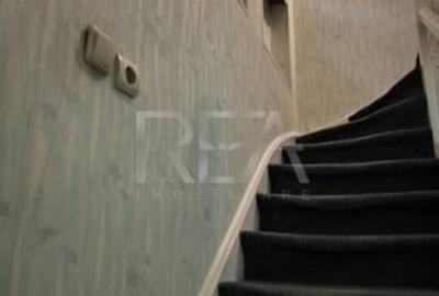 Apartament cu 6 camere decomandat, mobilat în P-ța Universității - 14