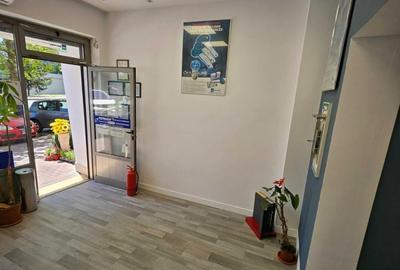 Spațiu comercial, de 60 mp, în Muncii - 5