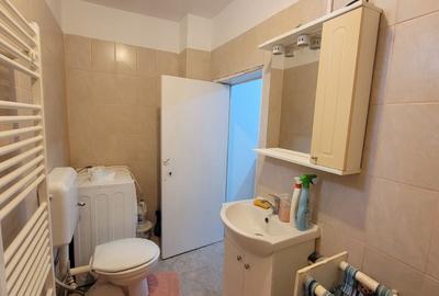 Casă cu 3 camere cu Teren 268 Mp în Bereasca