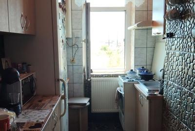 Apartament cu 3 camere semidecomandat în Central - 5