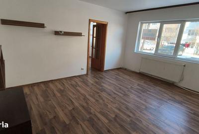 Apartament cu 2 camere semidecomandat în Fălticeni - 8
