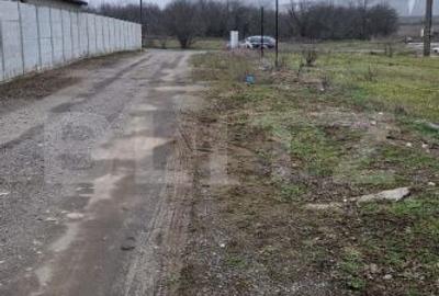 Teren de 600 mp, în Central - 2