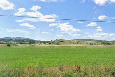 Teren de 11000 mp, în Măieruș