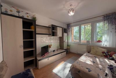 Apartament cu 3 camere semidecomandat, mobilat în Centrul Civic - 3