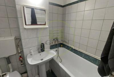 Garsonieră decomandată, mobilată în Rovine - 3