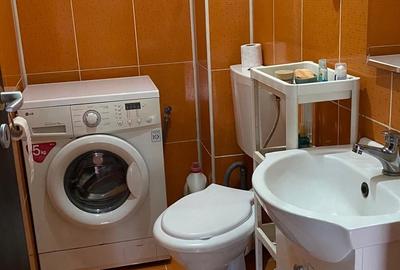 Apartament cu 3 camere semidecomandat în Berceni - 8