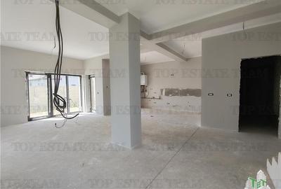 Casă individuală cu 4 camere cu Teren 300 Mp în Tunari - 2