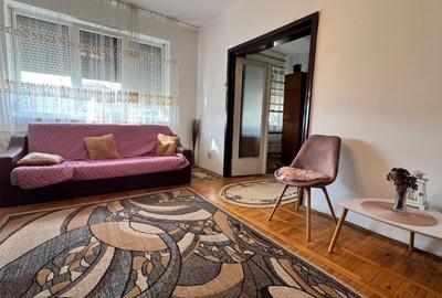 Apartament cu 3 camere decomandat în Dacia