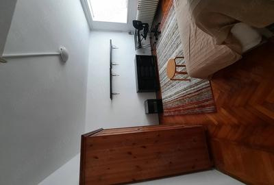 Garsonieră decomandată în Rahova