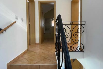 Casă cu 3 camere cu Teren 90 Mp în Noua