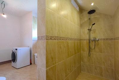 Casă cu 5 camere cu Teren 372 Mp în Central - 5