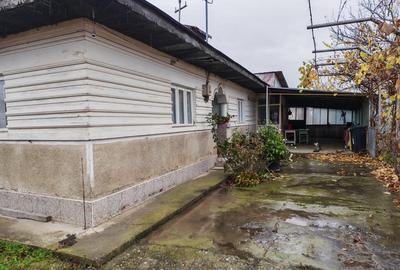 Casă individuală cu 4 camere cu Canalizare în Izvoare - 14