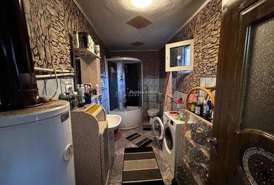Casă cu Teren 454 Mp în Central