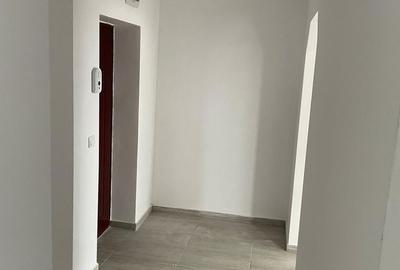 Apartament cu 2 camere semidecomandat în Central - 1