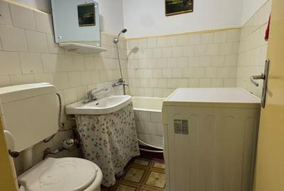Apartament cu 2 camere semidecomandat în Calea Galați