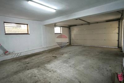 Casă cu 4 camere cu Teren 250 Mp în Sud