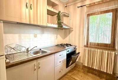 Apartament cu 2 camere decomandat în Complex Studențesc