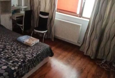 Apartament cu 2 camere decomandat în Exterior Vest