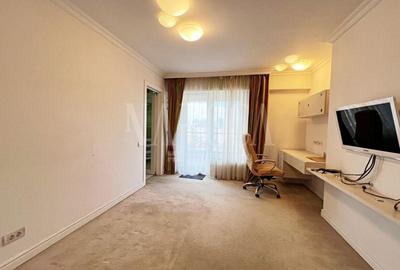 Apartament cu 3 camere semidecomandat în Plopilor - 3
