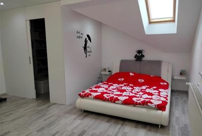 Casă individuală cu 5 camere cu Canalizare în Rulmentul - 12