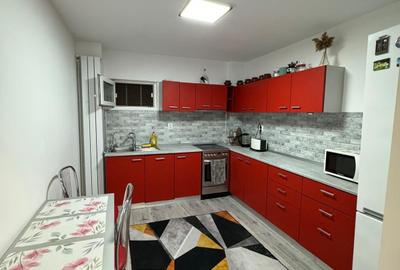 Apartament cu 3 camere decomandat în Faleza Nord - 4