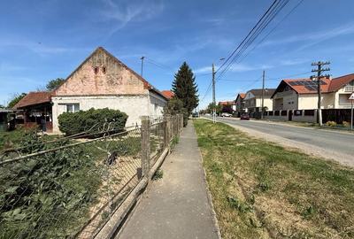 Casă cu 3 camere cu Teren 100 Mp în Central