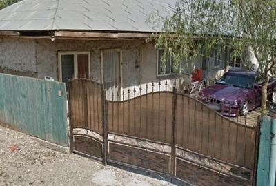 Casă cu 4 camere în Tecuci