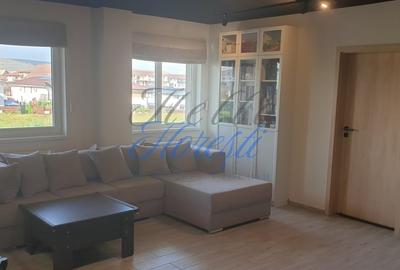 Apartament cu 3 camere semidecomandat, mobilat în Florești