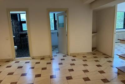 Apartament cu 2 camere decomandat în Decebal - 5