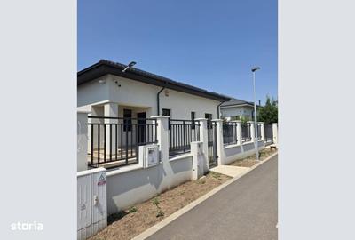 Casă cu 3 camere în Central