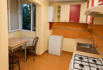 Apartament cu 3 camere decomandat în Someș - 4