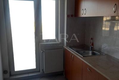 Apartament cu 2 camere decomandat, mobilat în Europa