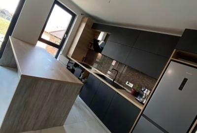 Apartament cu 2 camere decomandat, mobilat în Giroc