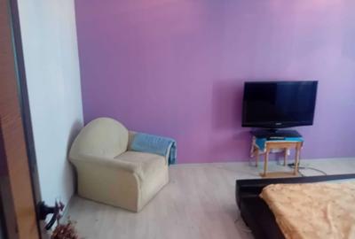 Apartament cu 3 camere decomandat în Central - 3