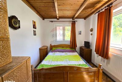 Casă cu 4 camere cu Teren 500 Mp în Moieciu - 14