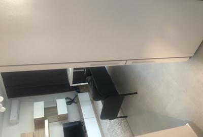 Apartament cu 2 camere semidecomandat în Metalurgiei