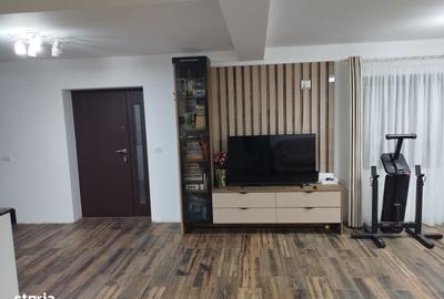 Casă cu 3 camere cu Teren 477 Mp în Bradu