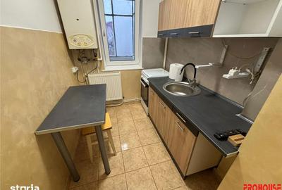 Apartament cu 3 camere semidecomandat în Milcov - 2