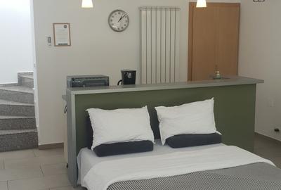 Casă cu 8 camere cu Canalizare în Central - 11