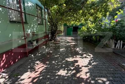 Casă cu 2 camere cu Teren 809 Mp în Central