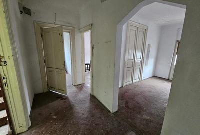 Casă cu Teren 125 Mp în Universitate - 2