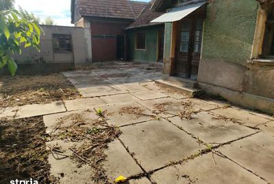 Casă cu 4 camere cu Teren 1554 Mp în Central - 8