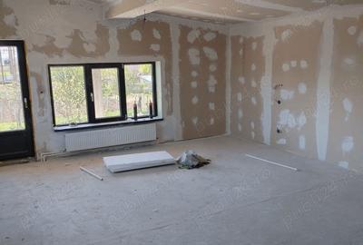 Casă cu 6 camere cu Teren 1000 Mp în Turnu Măgurele - 9