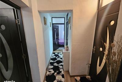 Apartament cu 3 camere semidecomandat în Central - 5