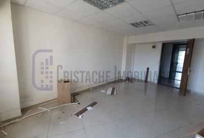 Spațiu comercial, de 100 mp, în Unirii - 1