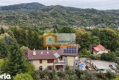 Casă cu 9 camere cu Teren 1800 Mp în Central - 3