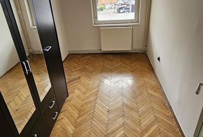 Apartament cu 3 camere în Tudor - 4