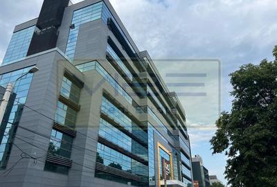 Spațiu comercial, de 70 mp, în Podul de Piatră - 3