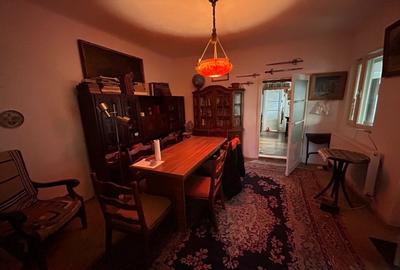 Casă individuală cu 3 camere cu Canalizare în Central - 2