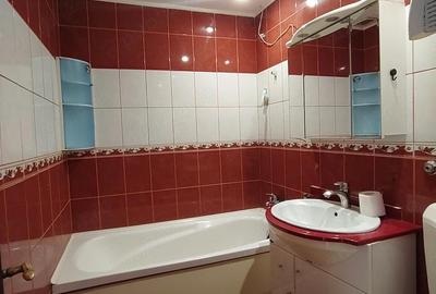 Apartament cu 3 camere decomandat în Sud - 2